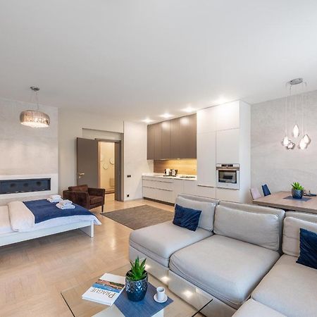 Апартаменти New Luxury Apt With Ac&Parking In The Center Of Прага Екстер'єр фото