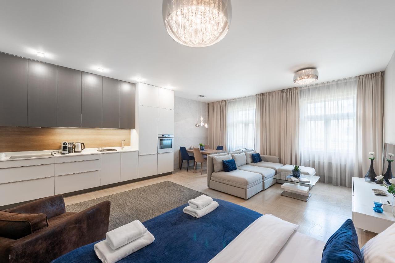 Апартаменти New Luxury Apt With Ac&Parking In The Center Of Прага Екстер'єр фото