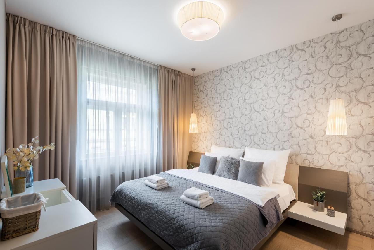 Апартаменти New Luxury Apt With Ac&Parking In The Center Of Прага Екстер'єр фото