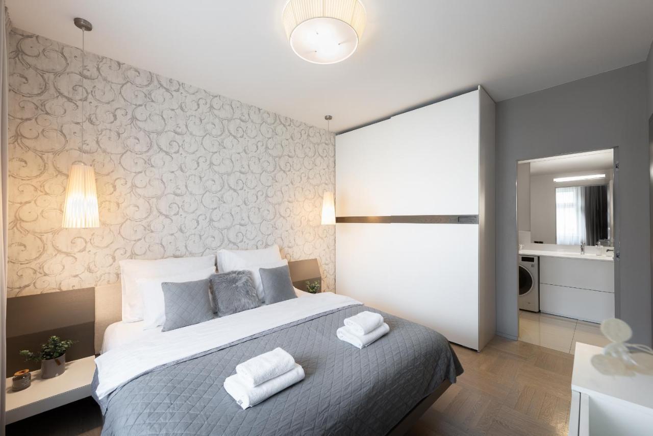 Апартаменти New Luxury Apt With Ac&Parking In The Center Of Прага Екстер'єр фото