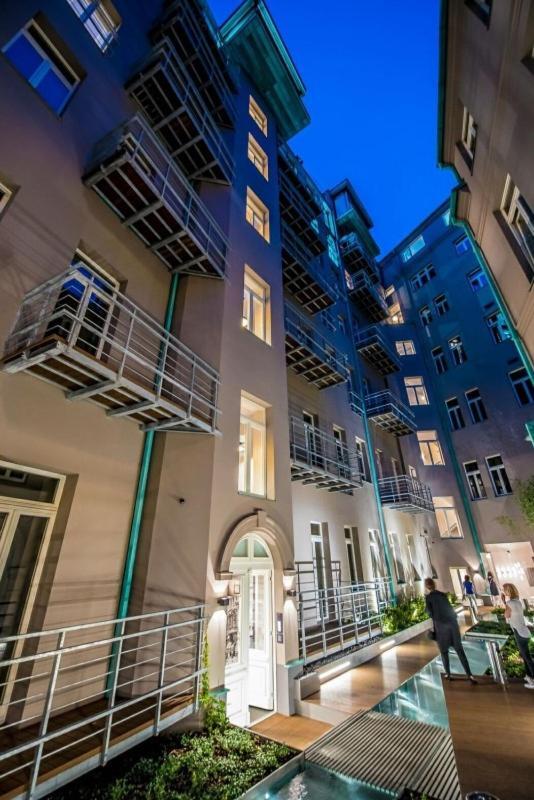 Апартаменти New Luxury Apt With Ac&Parking In The Center Of Прага Екстер'єр фото